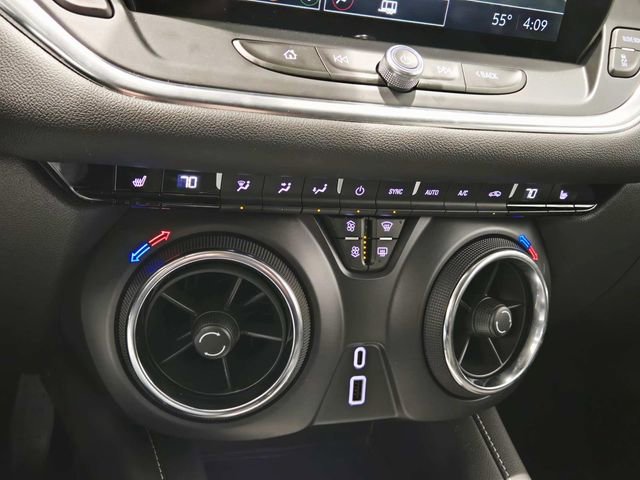 Used 2025 Chevrolet Blazer LT w/ Midnight/Sport Edition image 23