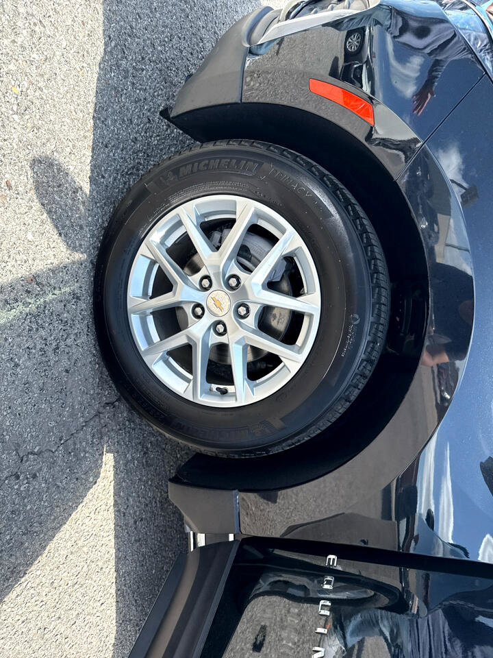 Used 2024 Chevrolet Equinox LT FWD image 29