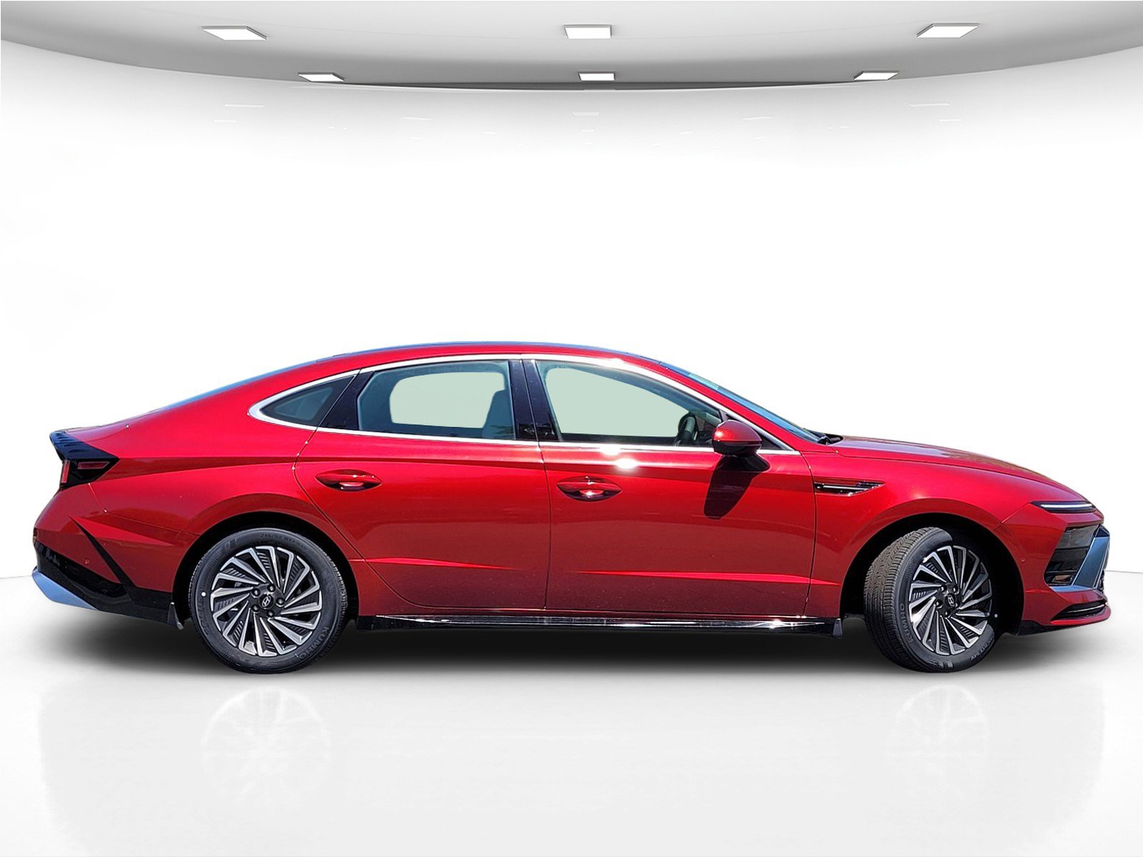 New 2025 Hyundai Sonata Limited image 9