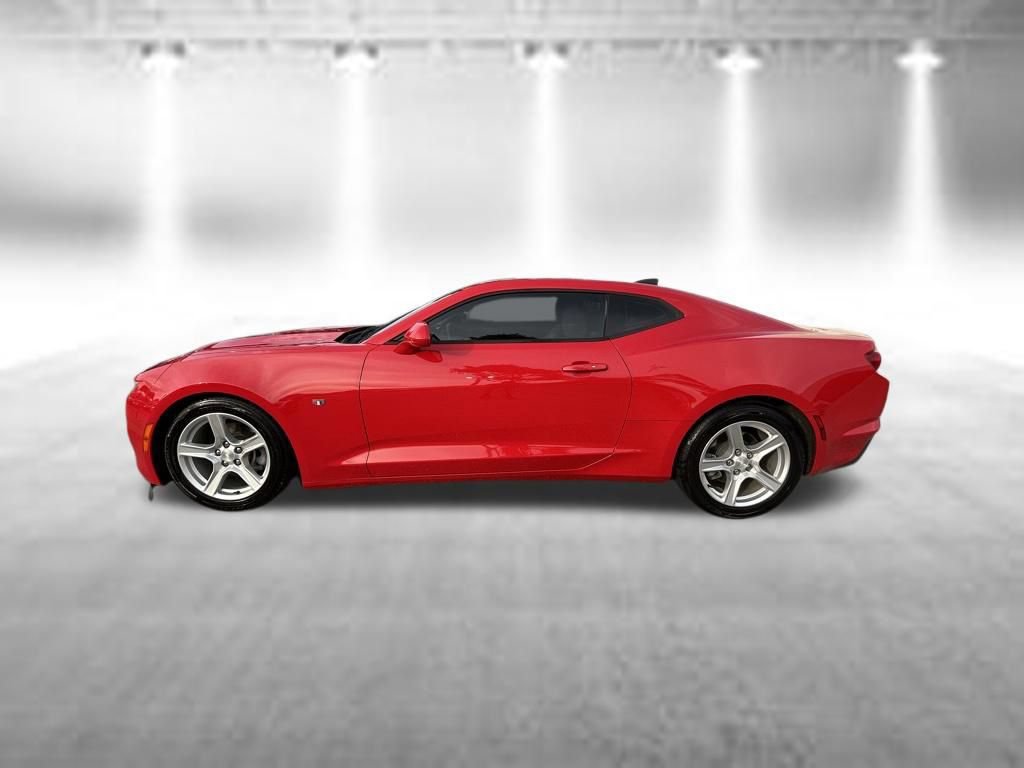 Used 2022 Chevrolet Camaro LT RWD image 9