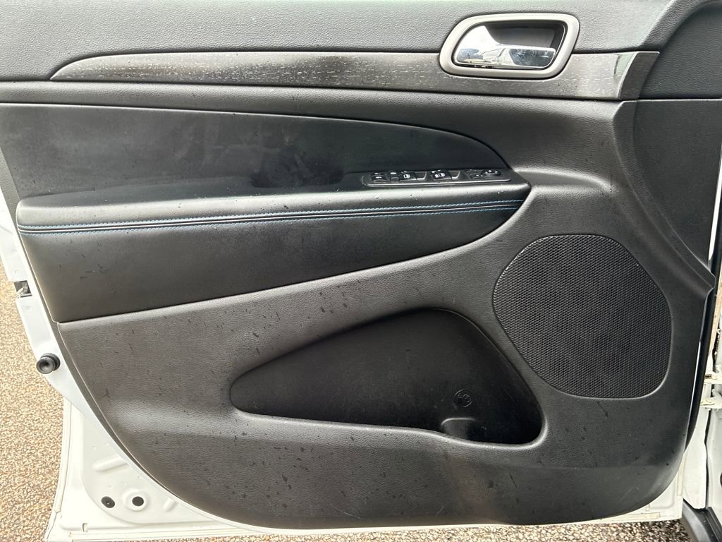 Used 2018 Jeep Grand Cherokee Laredo image 11