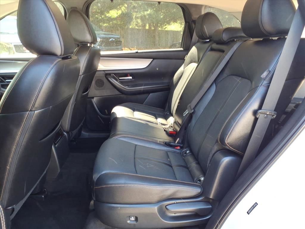 Used 2024 MAZDA CX-90 3.3 Turbo w/ Preferred Plus AWD/4WD image 24