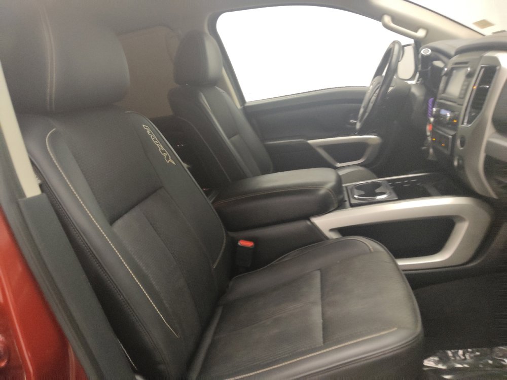 Used 2019 Nissan Titan PRO-4X AWD/4WD image 21