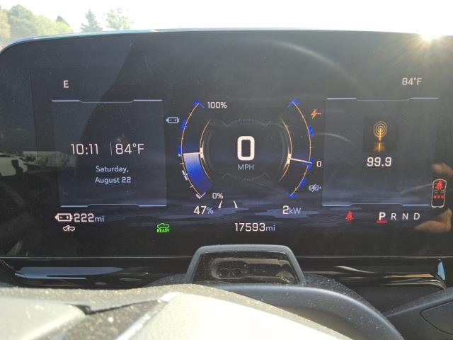 Used 2024 Chevrolet Silverado EV RST AWD/4WD image 18