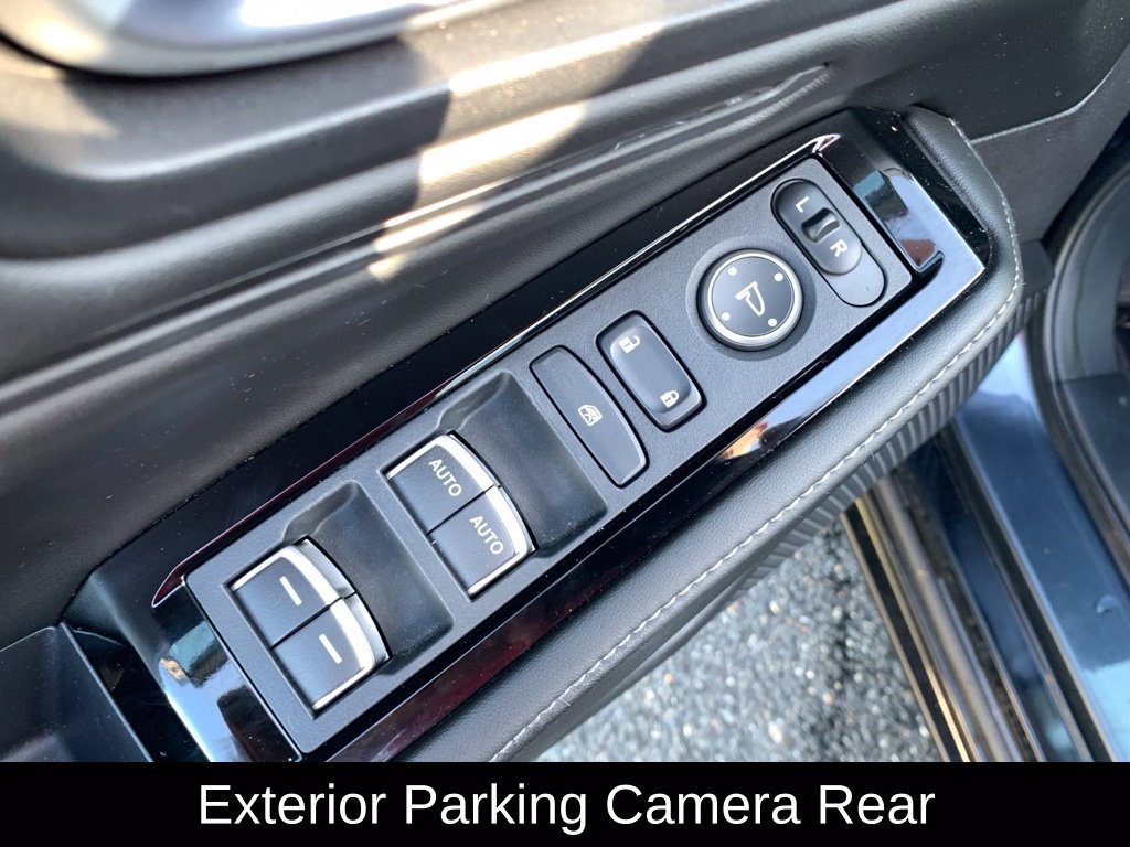 Used 2023 Honda Accord Touring image 12