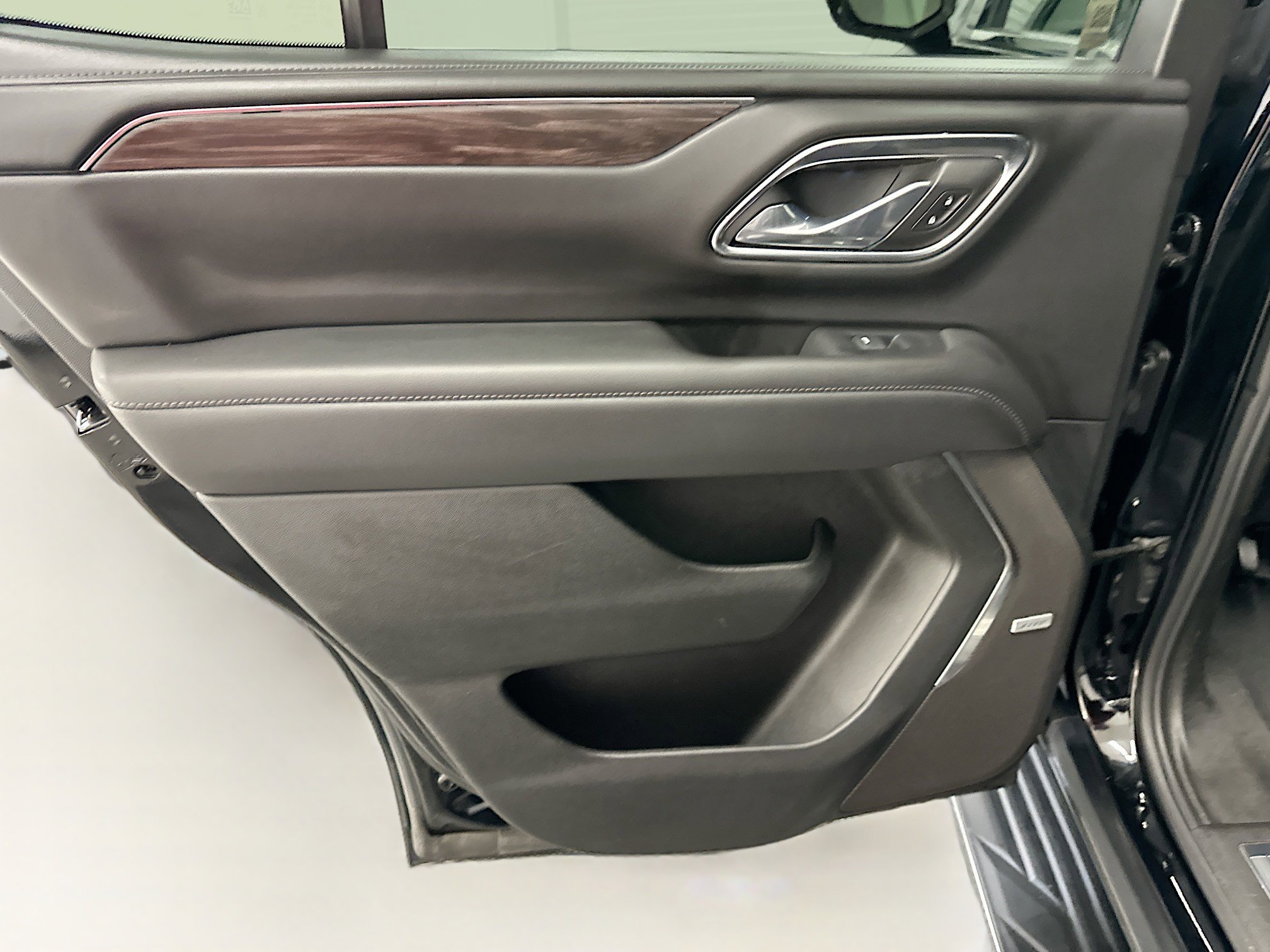 Used 2024 Chevrolet Tahoe LT image 27