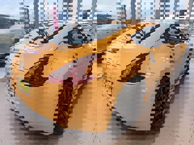 Used 2019 Nissan 370Z Sport image 4