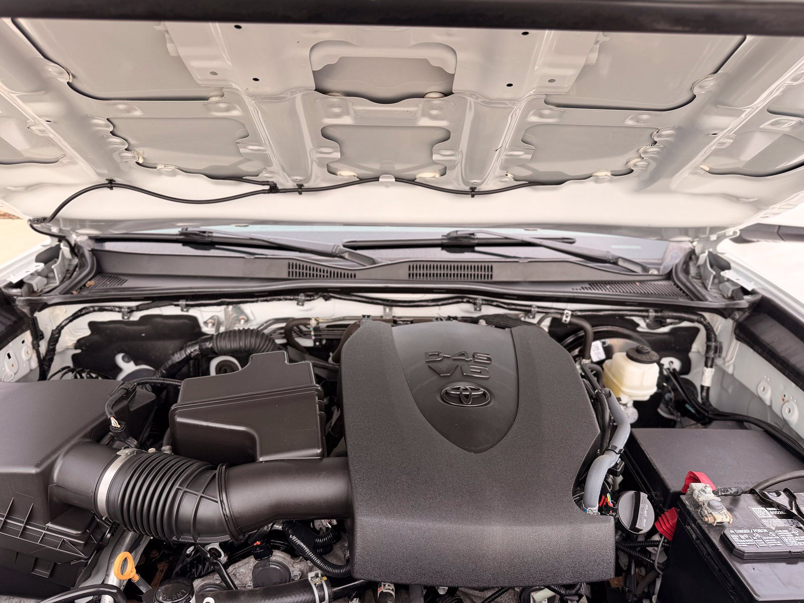 Used 2022 Toyota Tacoma SR5 AWD/4WD image 32