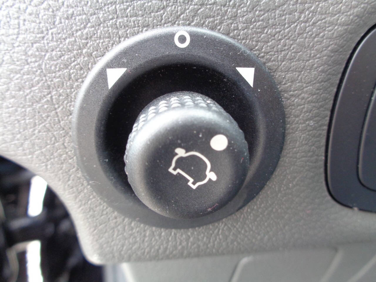 Used 2024 Ford Transit 350 XLT RWD image 25