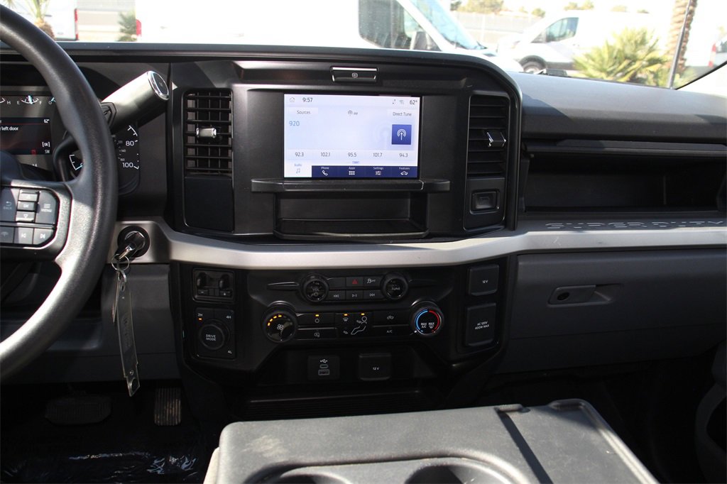 Certified 2025 Ford F350 XLT image 18