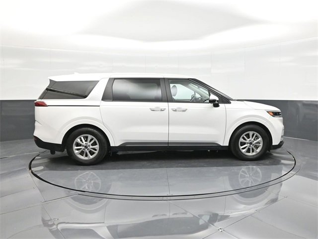 Used 2024 Kia Carnival LX image 26