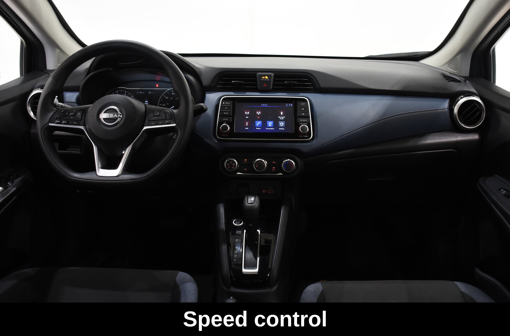 Used 2025 Nissan Versa SV FWD image 9