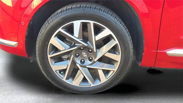 Used 2023 Hyundai Santa Fe Calligraphy image 19