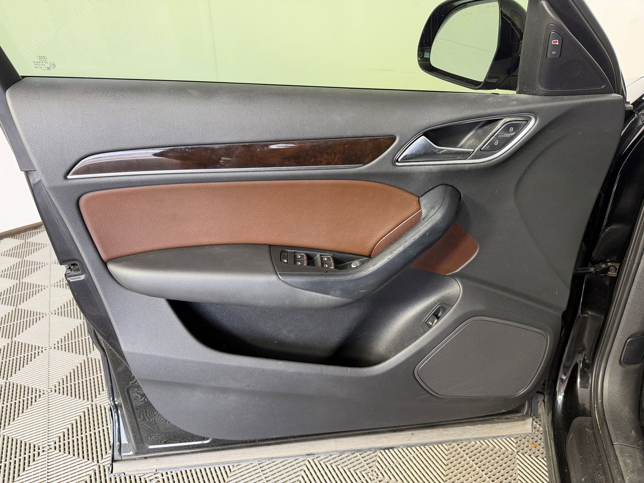 Used 2016 Audi Q3 2.0T Premium Plus w/ Technology Package AWD/4WD image 12