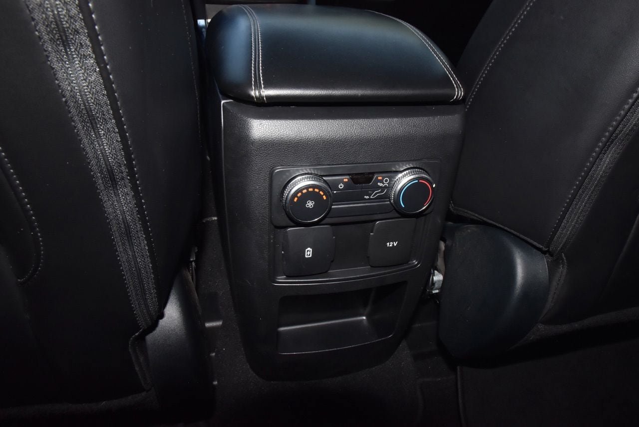 Used 2021 Ford Explorer XLT w/ Equipment Group 202A RWD image 19