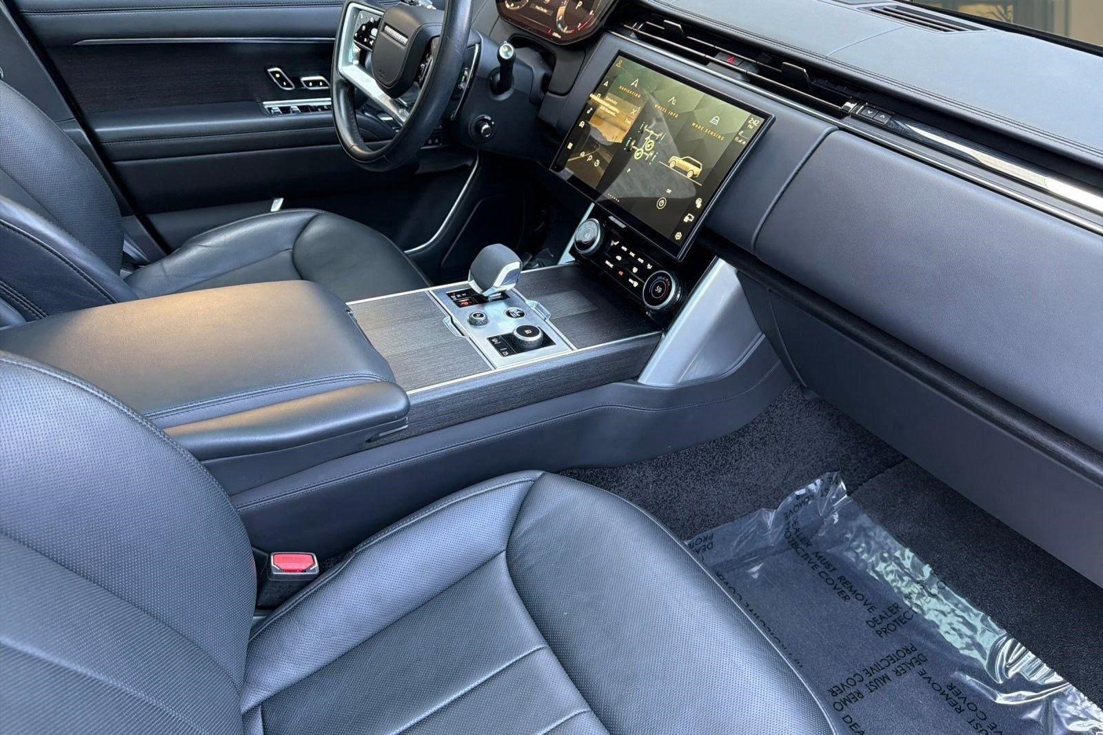 Used 2023 Land Rover Range Rover Long Wheelbase First Edition AWD/4WD image 33