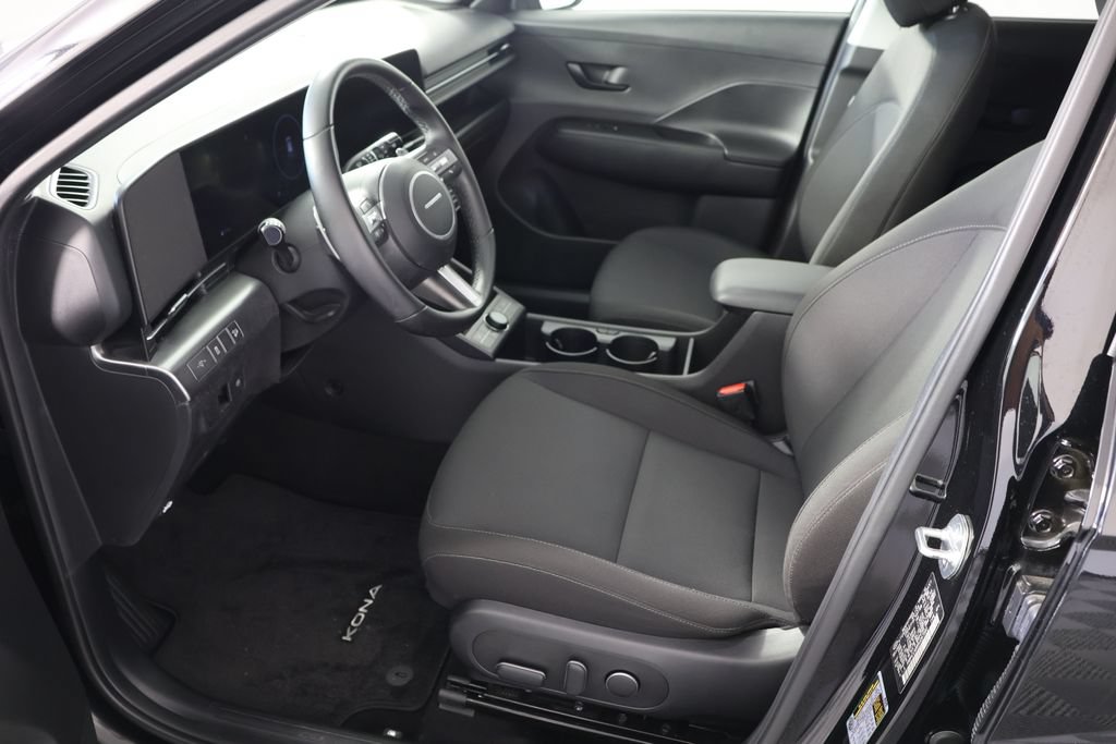 Used 2024 Hyundai Kona SEL w/ Convenience Package AWD/4WD image 19