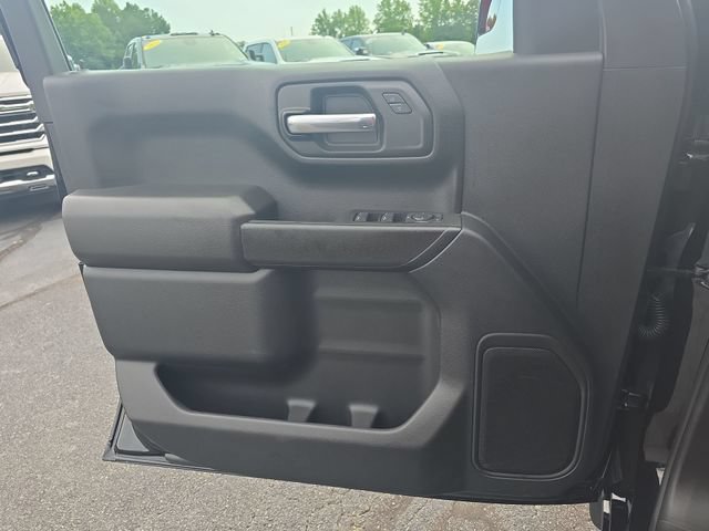 Used 2026 Chevrolet Silverado 1500 Custom AWD/4WD image 27