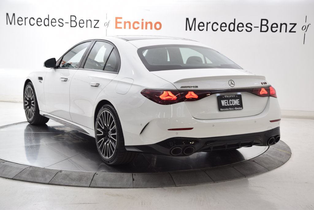New 2027 Mercedes-Benz E 53 AMG e 4MATIC Sedan image 4