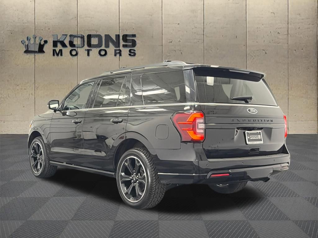 Used 2023 Ford Expedition Limited image 6
