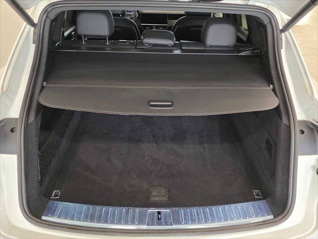 Used 2023 Porsche Cayenne AWD/4WD image 18