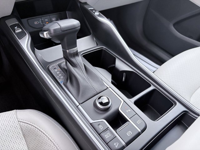 New 2026 Kia Sorento S FWD image 10