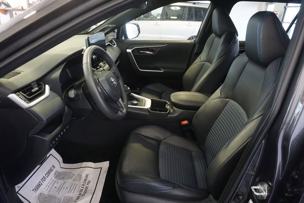 Used 2024 Toyota RAV4 XSE w/ Advanced Technology Package image 21