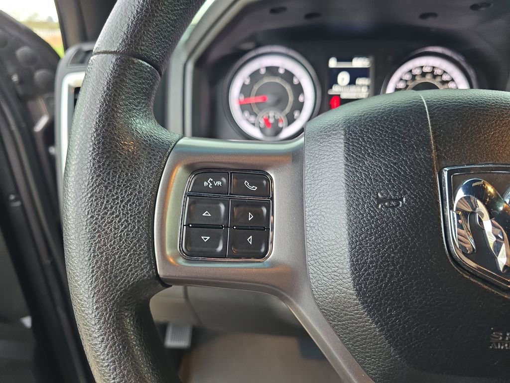 Used 2021 RAM 1500 Classic Warlock w/ Trailer & Traction Group AWD/4WD image 17