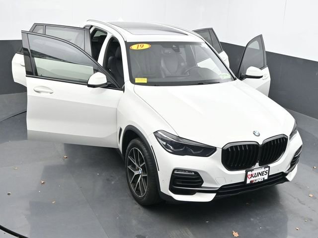 Used 2019 BMW X5 xDrive40i w/ Convenience Package image 59