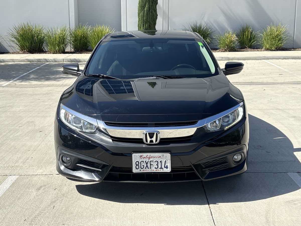 Used 2018 Honda Civic EX-T image 8