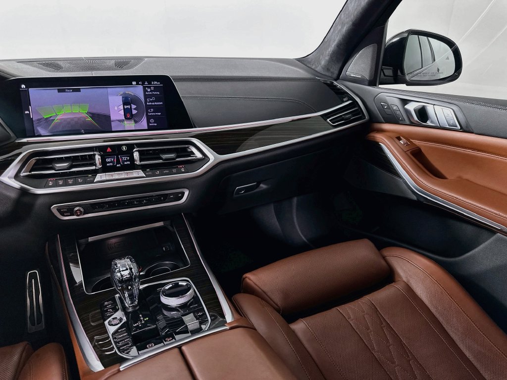 Used 2020 BMW X7 xDrive40i w/ M Sport Package AWD/4WD image 24