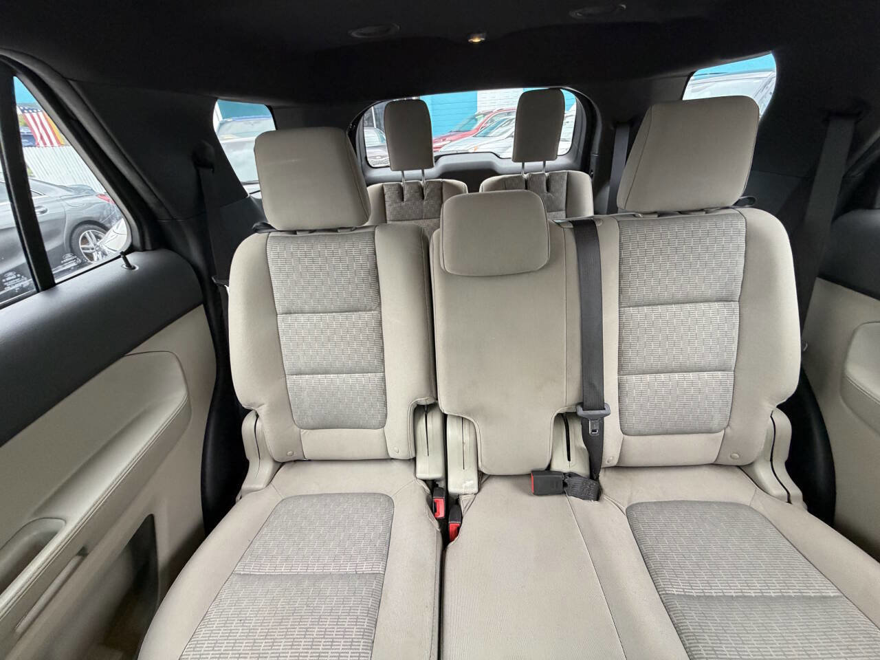 Used 2014 Ford Explorer XLT FWD image 28