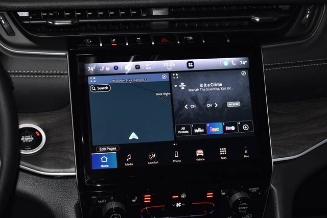 New 2025 Jeep Grand Cherokee Limited w/ Trailer Tow Package image 16