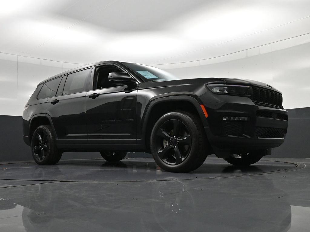 Used 2024 Jeep Grand Cherokee L Limited w/ Black Appearance Package RWD image 30