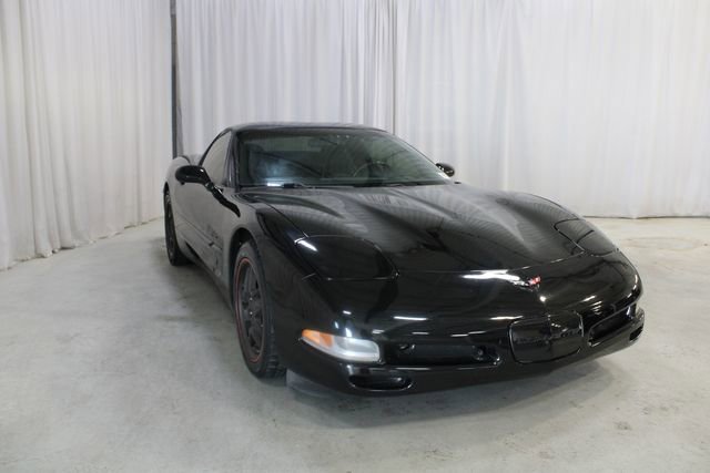 Used 2000 Chevrolet Corvette Coupe w/ Memory Pkg RWD image 33