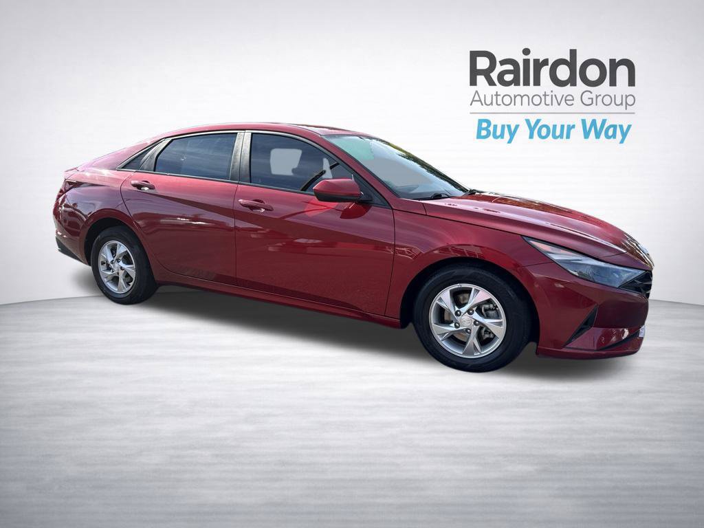 Used 2022 Hyundai Elantra SE