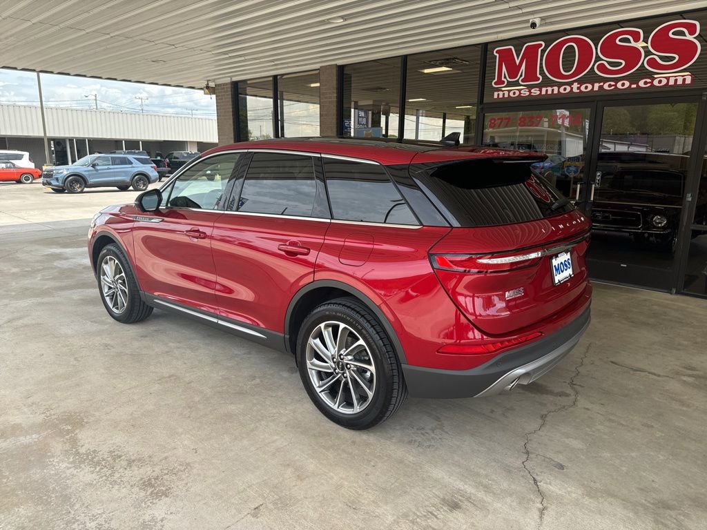 Used 2023 Lincoln Corsair FWD w/ Equipment Group 101A image 6