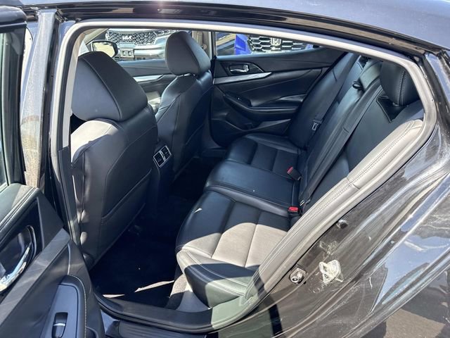 Used 2017 Nissan Maxima 3.5 SV FWD image 16