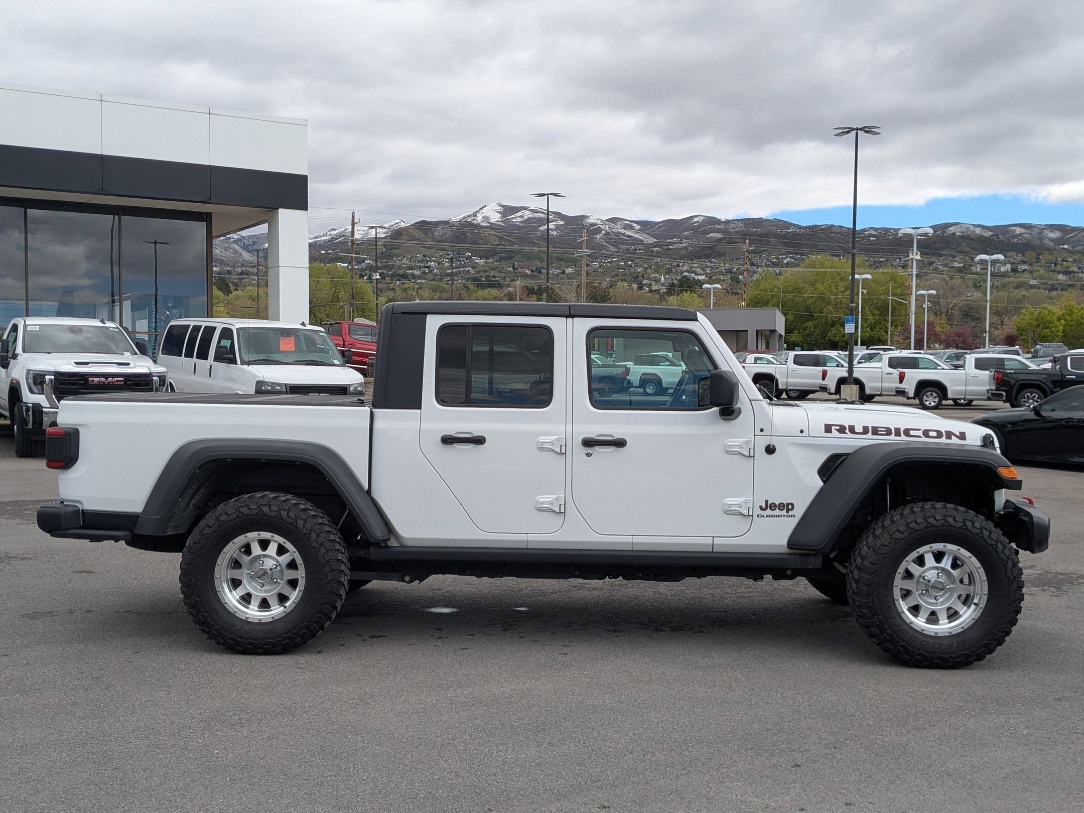 Used 2021 Jeep Gladiator Rubicon image 6