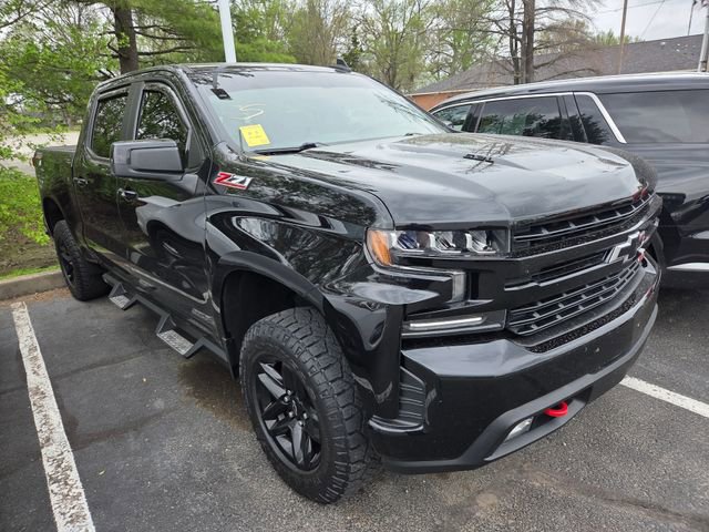 Used 2021 Chevrolet Silverado 1500 LT Trail Boss w/ Convenience Package II image 3