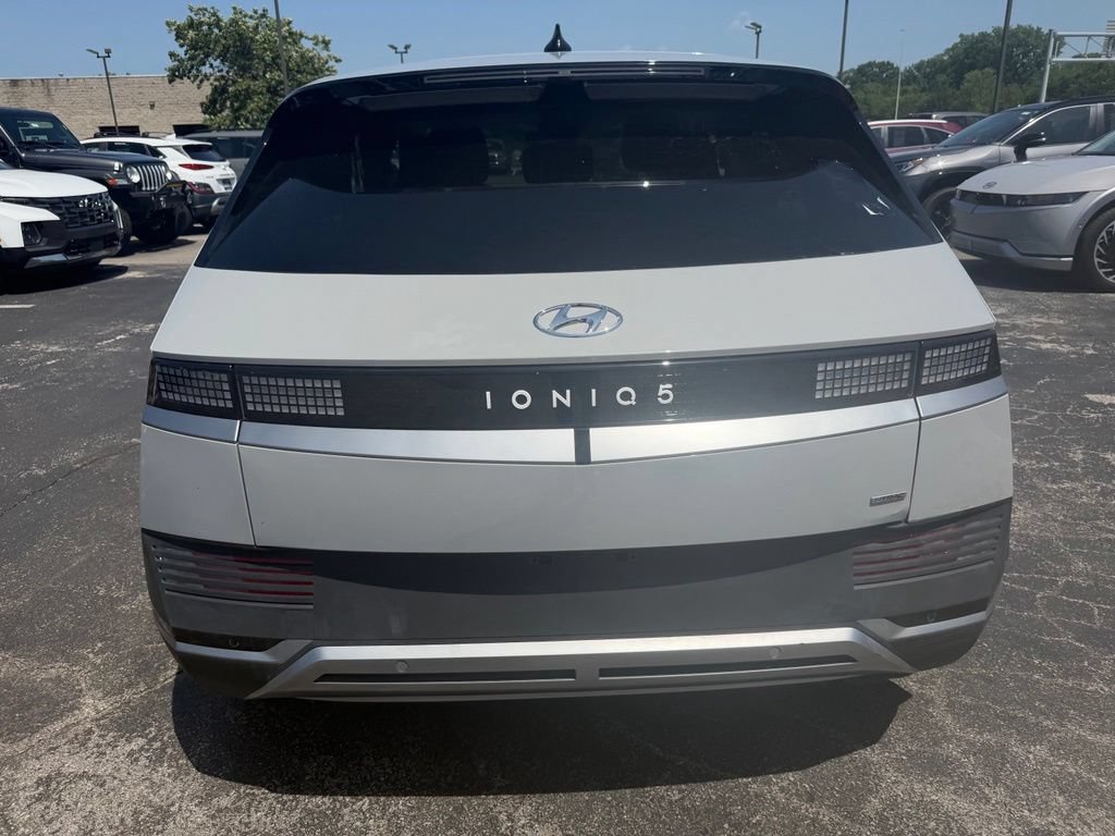 Used 2024 Hyundai Ioniq 5 SEL AWD/4WD image 4