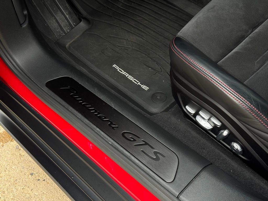 Used 2019 Porsche Panamera GTS image 24