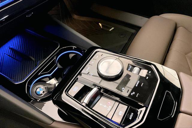 New 2025 BMW i5 xDrive40 w/ Premium Package image 6