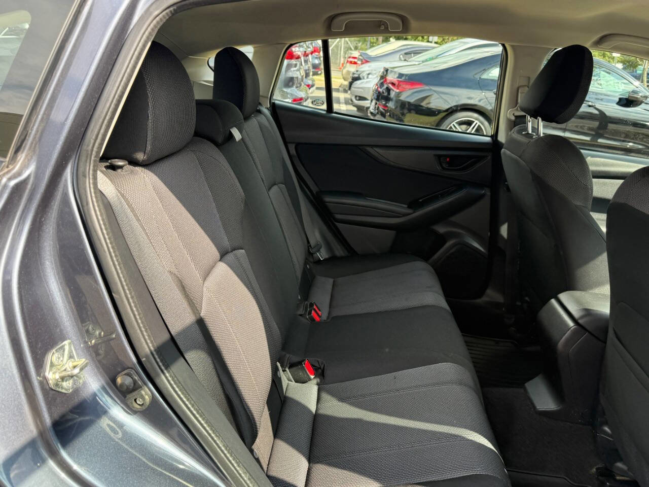 Used 2017 Subaru Impreza 2.0i Premium image 28