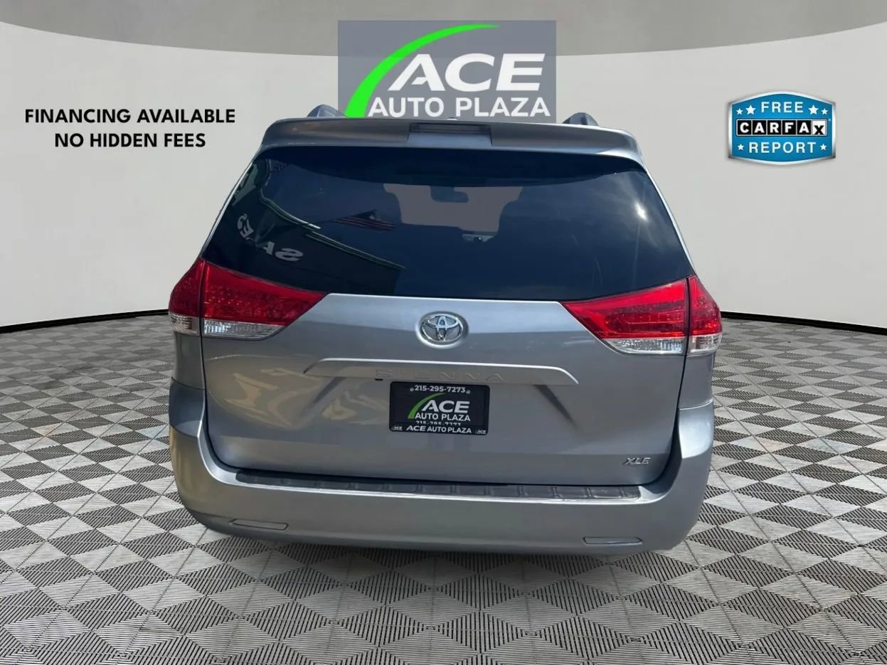 Used 2011 Toyota Sienna XLE FWD image 6