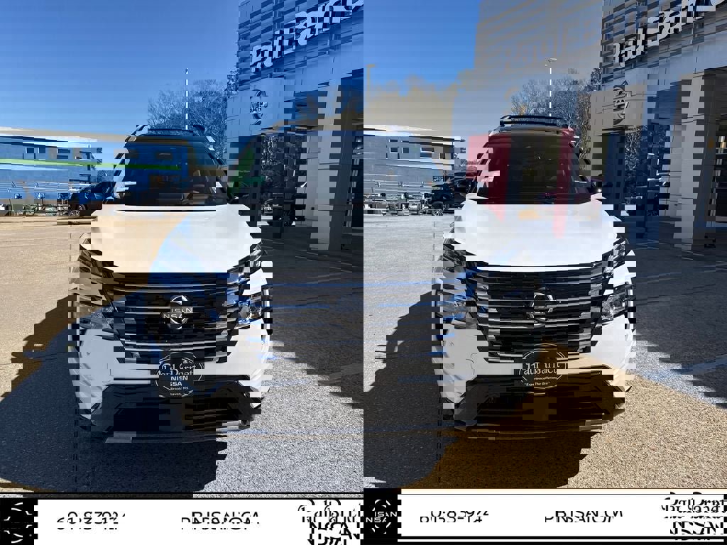 New 2026 Nissan Rogue Platinum image 17