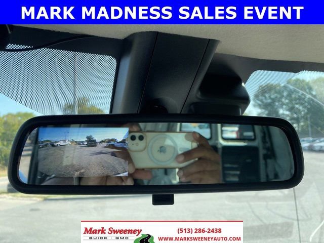 New 2025 GMC Savana 2500 Extended w/ Driver Convenience Package image 13