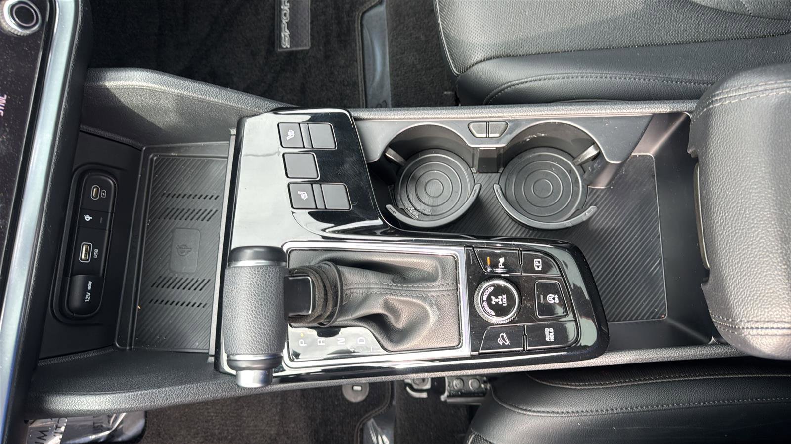 Used 2025 Kia Sportage X-Line w/ Premium Package image 21