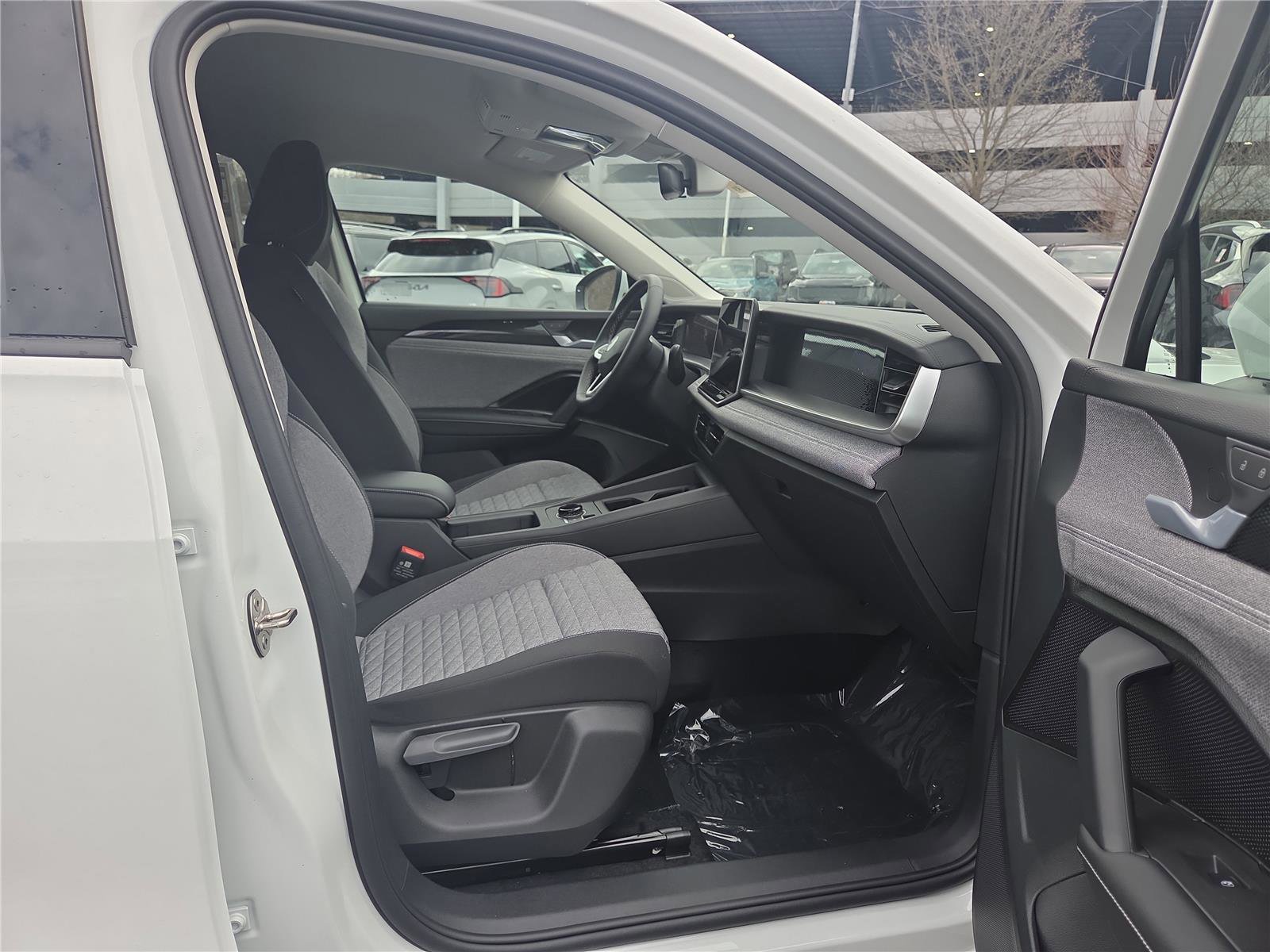 New 2026 Volkswagen Tiguan S image 27