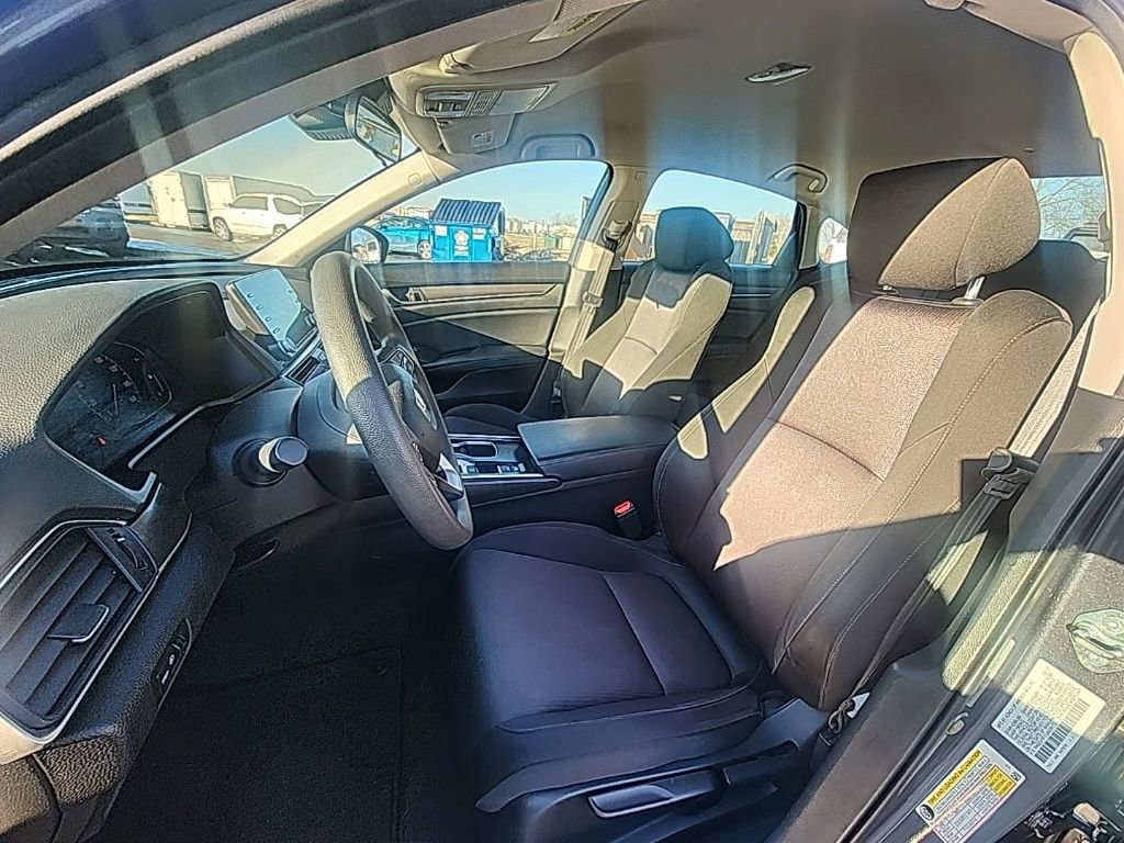 Used 2018 Honda Accord LX image 10